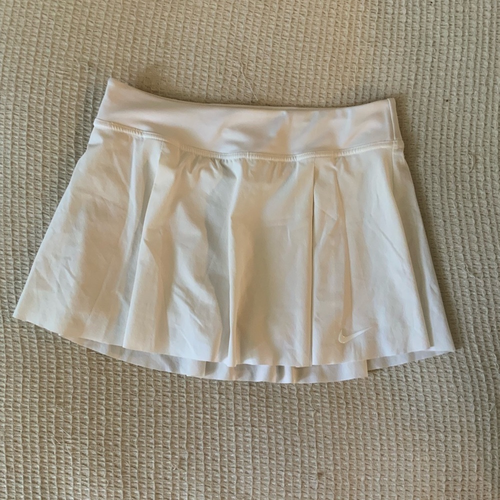 Vintage Nike White Pleated Dri-Fit Tennis Skort Y2K Mini Micro Victory Skirt